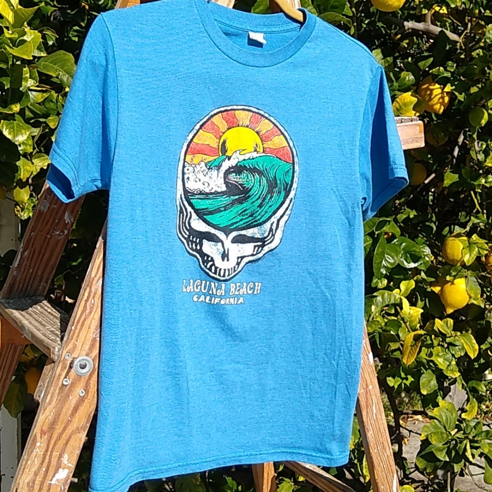 Laguna Beach Graphic T-Shirt Skull/Beach S